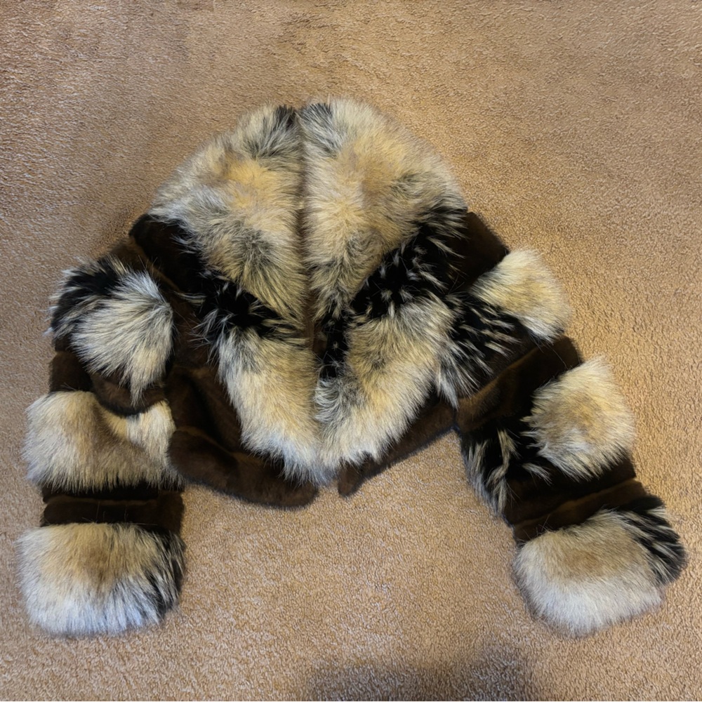 Azalea Wang- PORTIA-FUR FAUX FUR JACKET size S - Picture 5 of 6